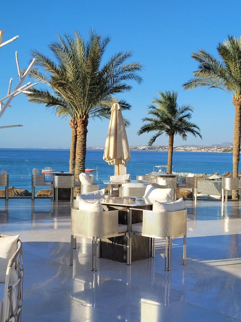 Отель Sunrise Remal Beach Resort 5*. Вид на море