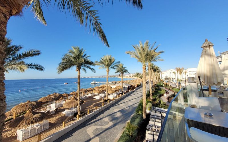 Вид на Красное море из отеля Sunrise Remal Beach Resort